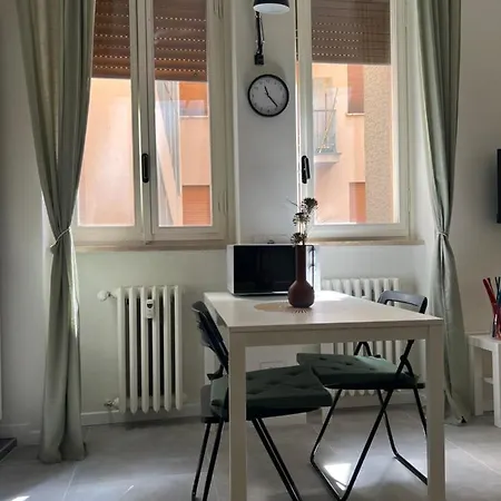 Violetta Di Apartment *