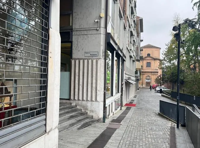 Violetta Di Apartament *